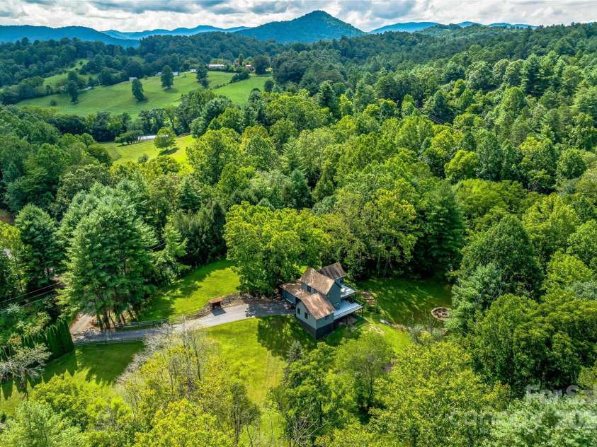 48 Merrell Road, Leicester, NC 28748.  MLS# CAR4172323, YatesRealty ID 2730. 