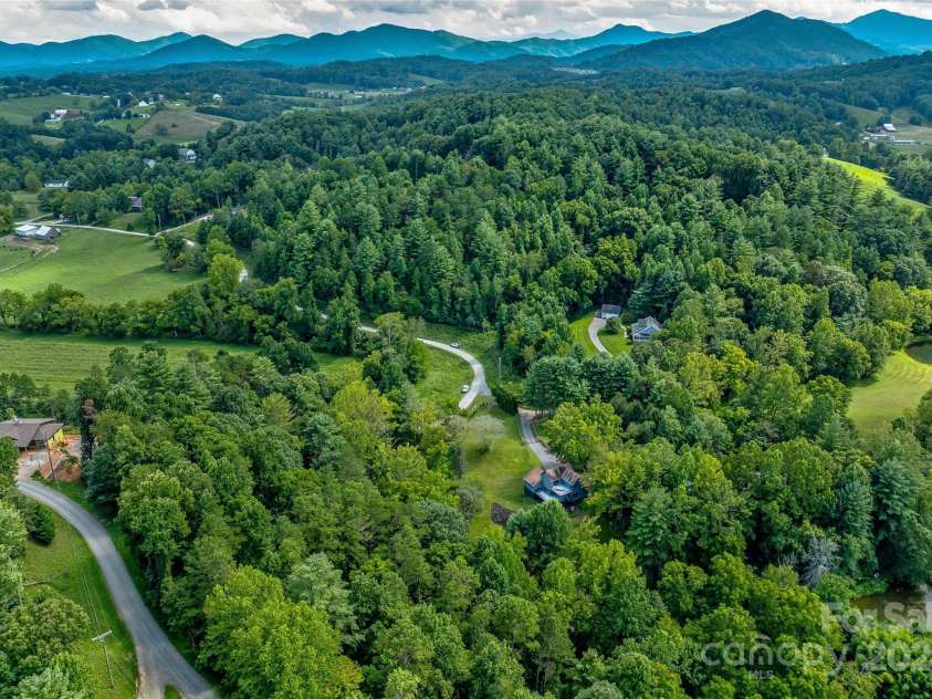 48 Merrell Road, Leicester, NC 28748.  MLS# CAR4172323, YatesRealty ID 2730. 