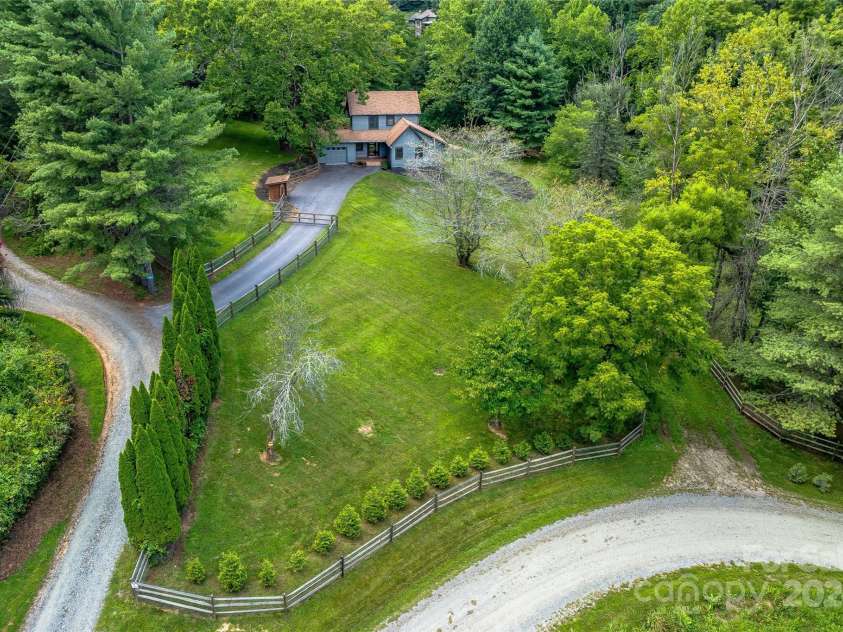 48 Merrell Road, Leicester, NC 28748.  MLS# CAR4172323, YatesRealty ID 2730. Shared Drive