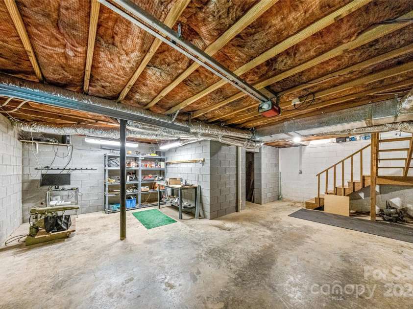 48 Merrell Road, Leicester, NC 28748.  MLS# CAR4172323, YatesRealty ID 2730. Workshop space