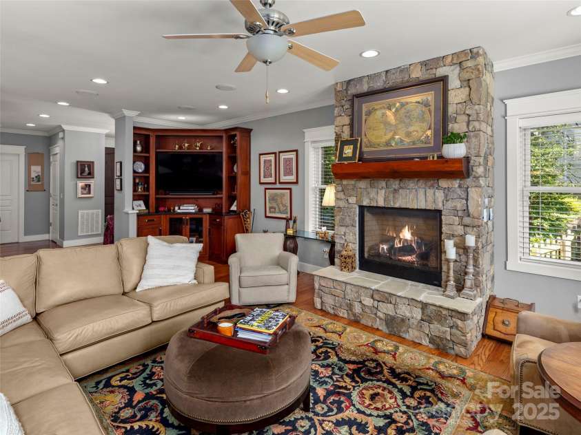 30 Stills Creek Loop, Fairview, NC 28730.  MLS# CAR4276456, YatesRealty ID 27300. 