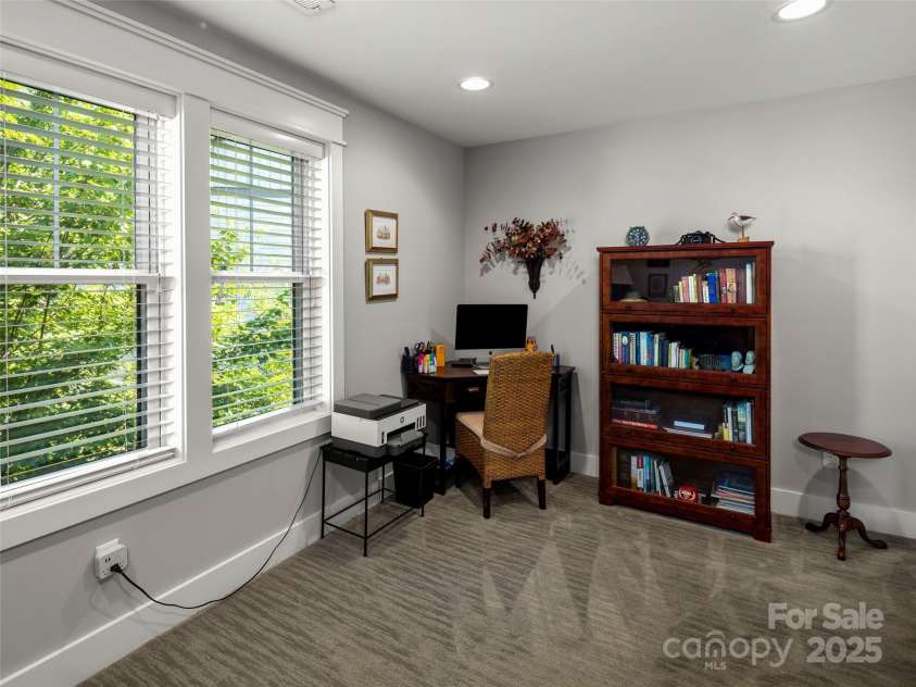30 Stills Creek Loop, Fairview, NC 28730.  MLS# CAR4276456, YatesRealty ID 27300. 