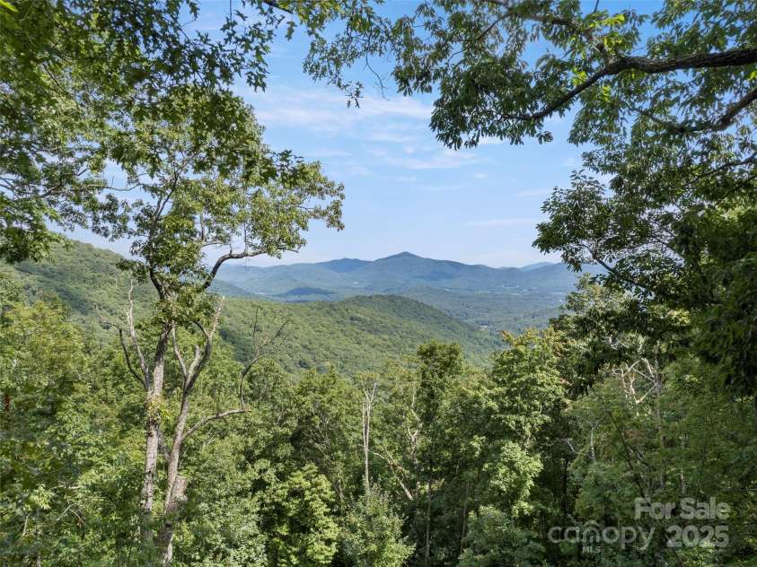 30 Stills Creek Loop, Fairview, NC 28730.  MLS# CAR4276456, YatesRealty ID 27300. 