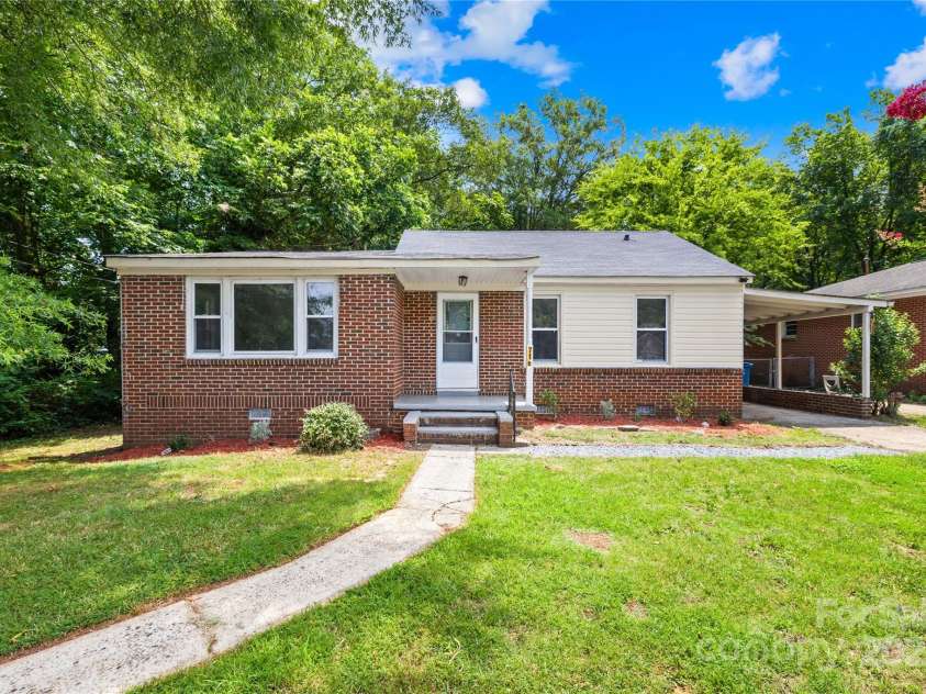 716 Wilson Road, Salisbury, NC 28144.  MLS# CAR4278566, YatesRealty ID 27301. 716 Wilson Rd