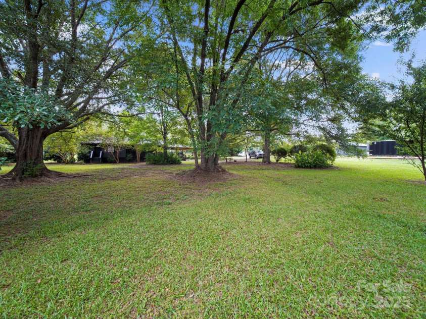 6302 Richburg Road, Great Falls, SC 29055.  MLS# CAR4283283, YatesRealty ID 27302. 