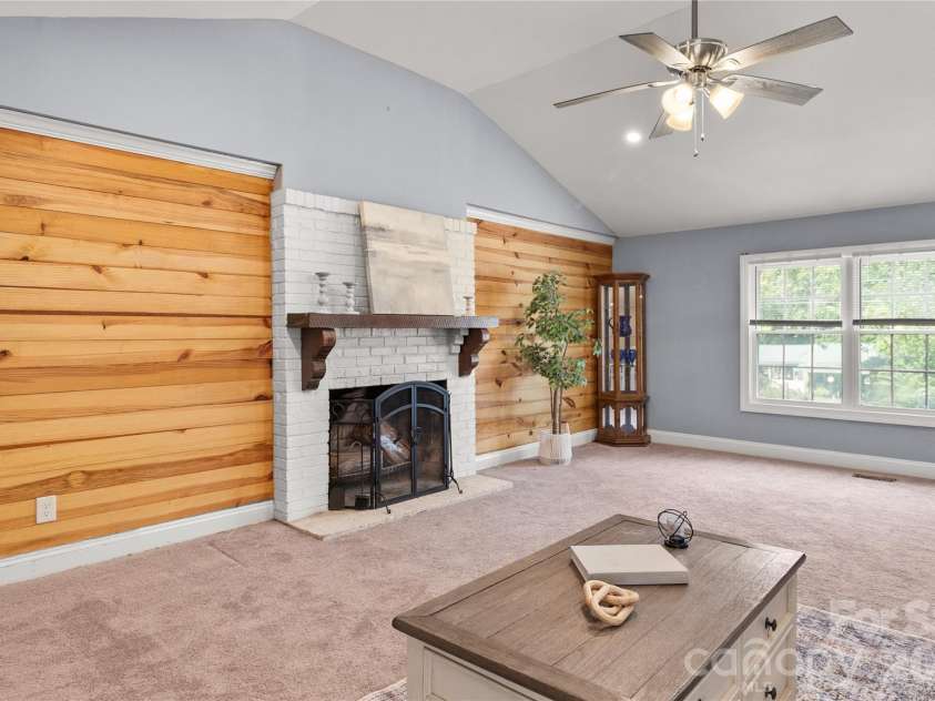 3601 Chapelwood Drive, Gastonia, NC 28052.  MLS# CAR4422096, YatesRealty ID 27303. 