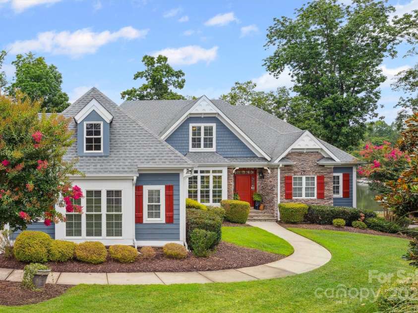 835 Misty Arbor Ford, Clover, SC 29710.  MLS# CAR4277433, YatesRealty ID 27303. 