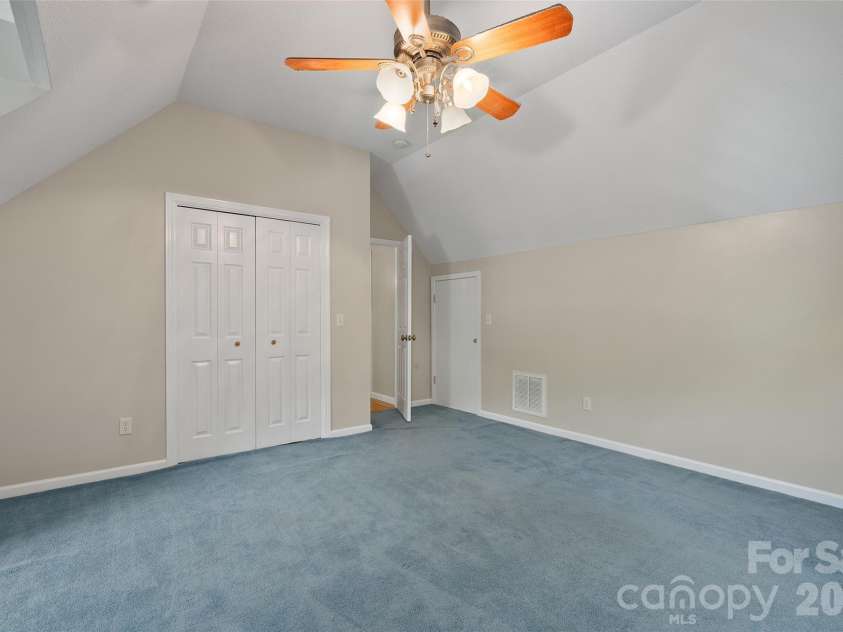 93 Streamside Drive, Waynesville, NC 28785.  MLS# CAR4369004, YatesRealty ID 27304. 