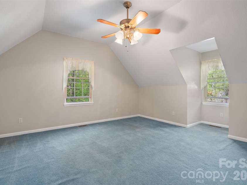 93 Streamside Drive, Waynesville, NC 28785.  MLS# CAR4369004, YatesRealty ID 27304. 