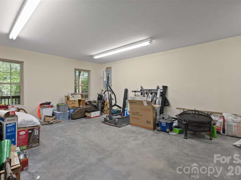 93 Streamside Drive, Waynesville, NC 28785.  MLS# CAR4369004, YatesRealty ID 27304. 