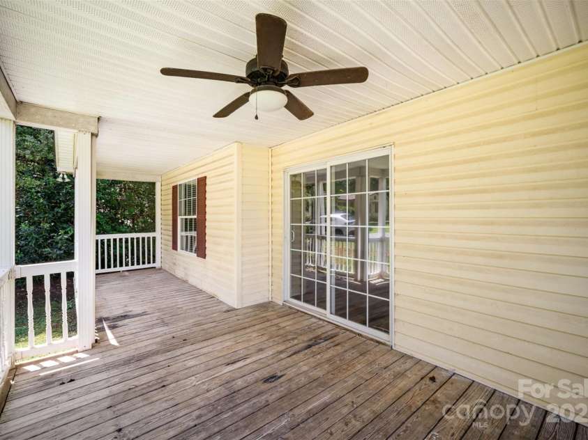 508 Bridgestone Lane, Rock Hill, SC 29730.  MLS# CAR4274077, YatesRealty ID 27305. 