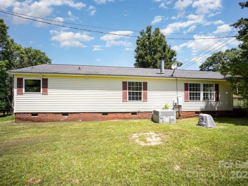 508 Bridgestone Lane, Rock Hill, SC 29730.  MLS# CAR4274077, YatesRealty ID 27305. 