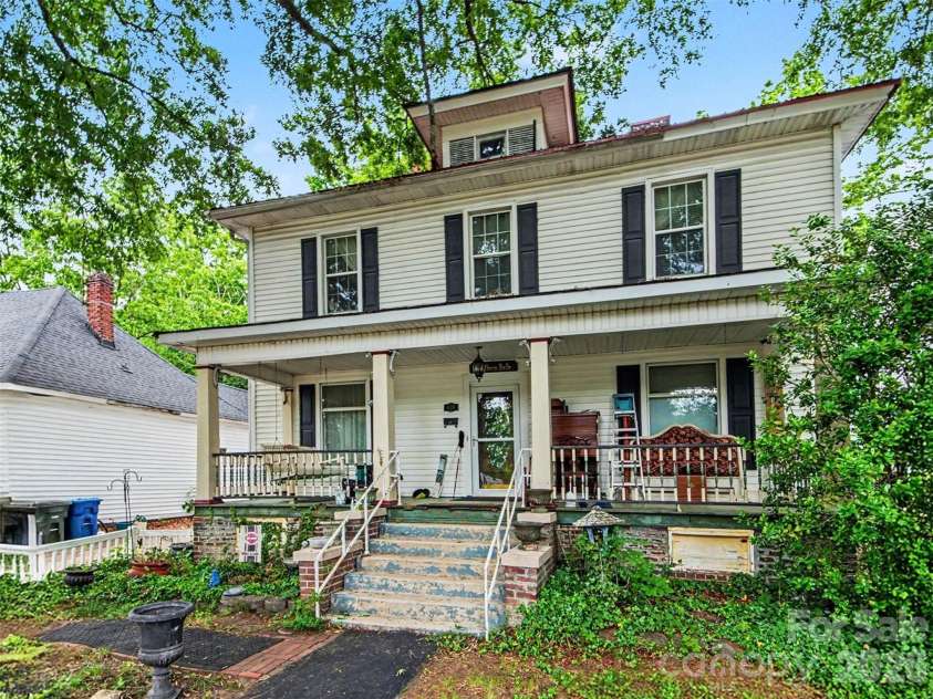 620 Fulton Street, Salisbury, NC 28144.  MLS# CAR4362963, YatesRealty ID 27306. 
