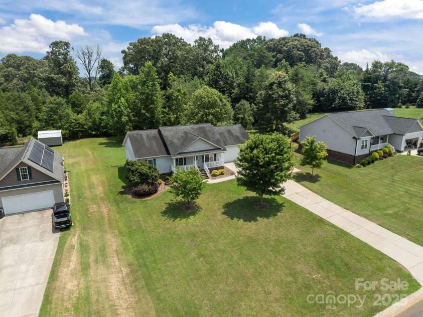 226 Brooks Farm Drive, Rockwell, NC 28138.  MLS# CAR4278847, YatesRealty ID 27307. 