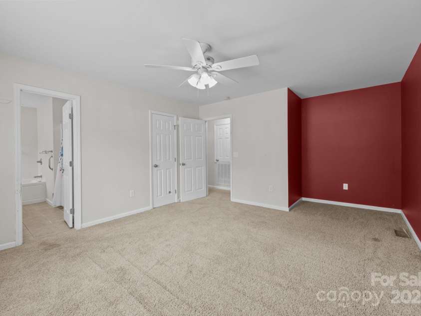 226 Brooks Farm Drive, Rockwell, NC 28138.  MLS# CAR4278847, YatesRealty ID 27307. Primary Bedroom
