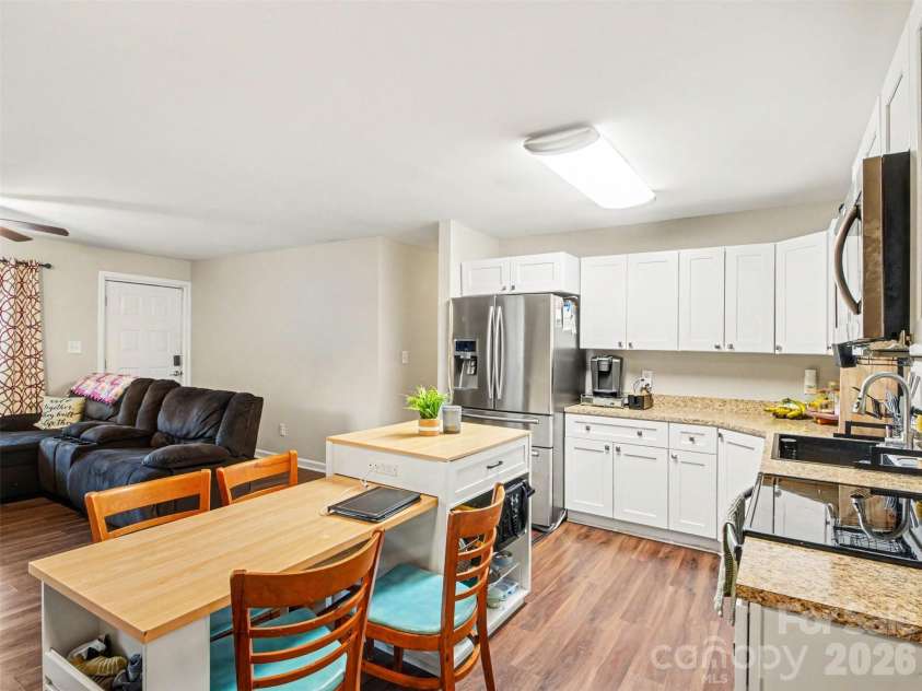 325 Amber Court, Concord, NC 28025.  MLS# CAR4383616, YatesRealty ID 27308. 