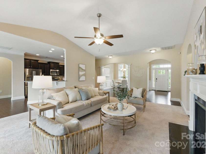 8830 Artesa Mill Lane, Charlotte, NC 28214.  MLS# CAR4259997, YatesRealty ID 27308. 