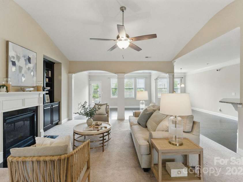 8830 Artesa Mill Lane, Charlotte, NC 28214.  MLS# CAR4259997, YatesRealty ID 27308. 