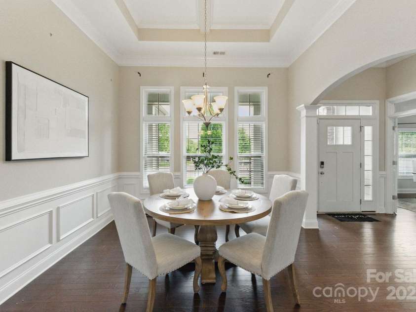 8830 Artesa Mill Lane, Charlotte, NC 28214.  MLS# CAR4259997, YatesRealty ID 27308. 