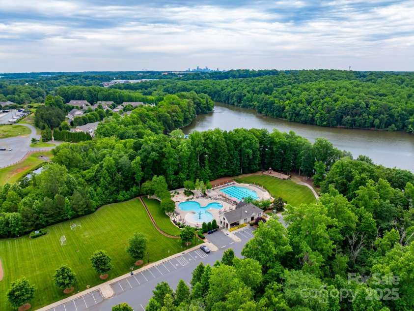 8830 Artesa Mill Lane, Charlotte, NC 28214.  MLS# CAR4259997, YatesRealty ID 27308. 
