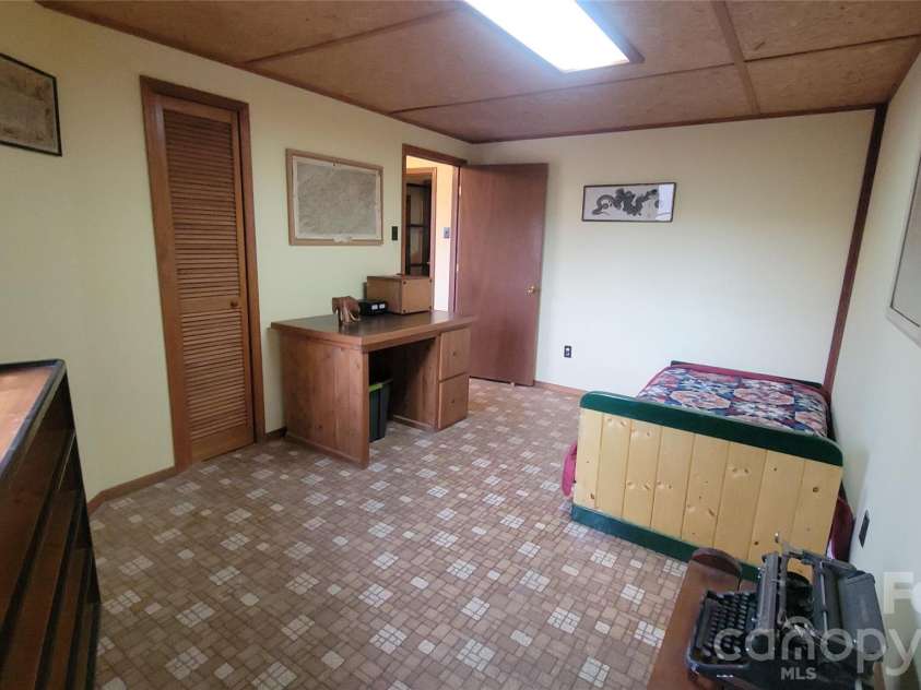 60 Persimmons Lane, Burnsville, NC 28714.  MLS# CAR4287667, YatesRealty ID 2731. Second Bedroom
