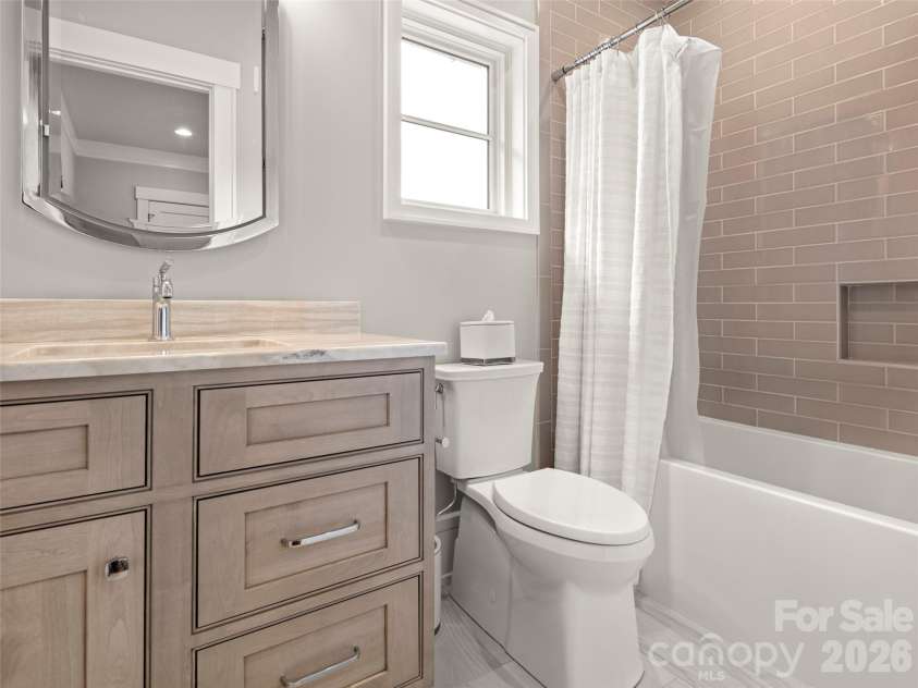 103 Somerset Village Lane, Arden, NC 28704.  MLS# CAR4385346, YatesRealty ID 27310. 
