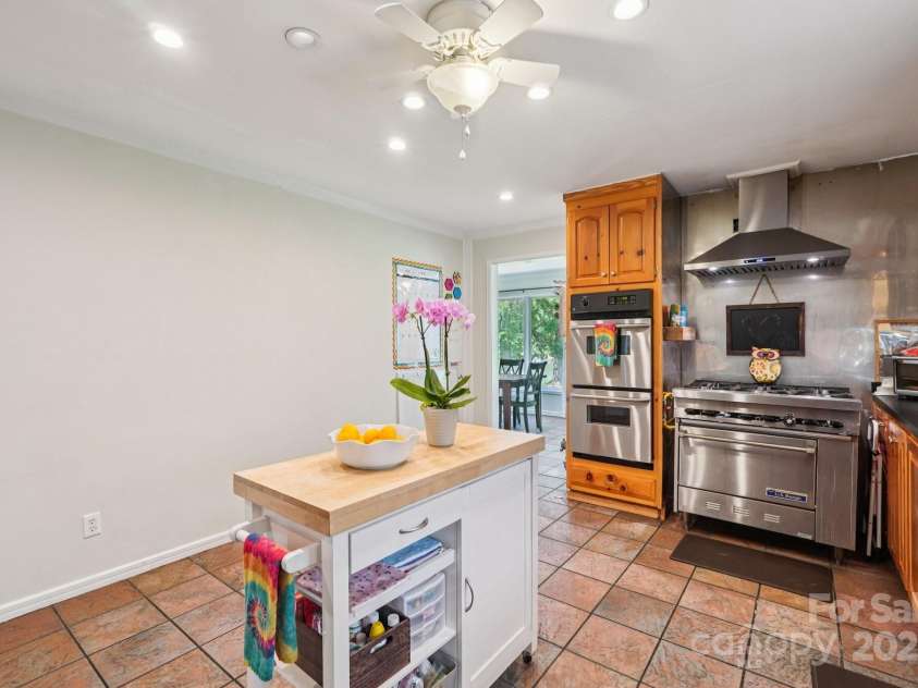 3770 Buck Point Road, Catawba, NC 28609.  MLS# CAR4277174, YatesRealty ID 27311. 