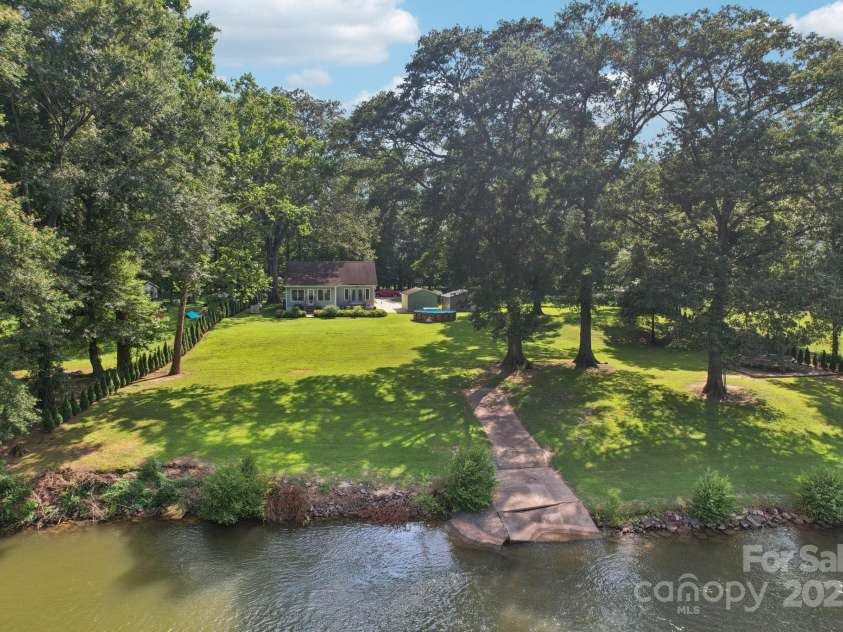 3770 Buck Point Road, Catawba, NC 28609.  MLS# CAR4277174, YatesRealty ID 27311. Boat ramp.