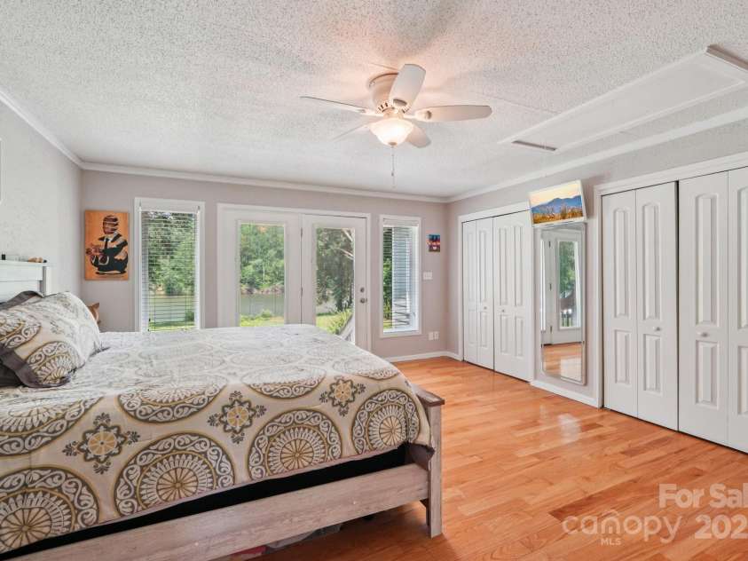 3770 Buck Point Road, Catawba, NC 28609.  MLS# CAR4277174, YatesRealty ID 27311. Imagine waking up to that every morning!