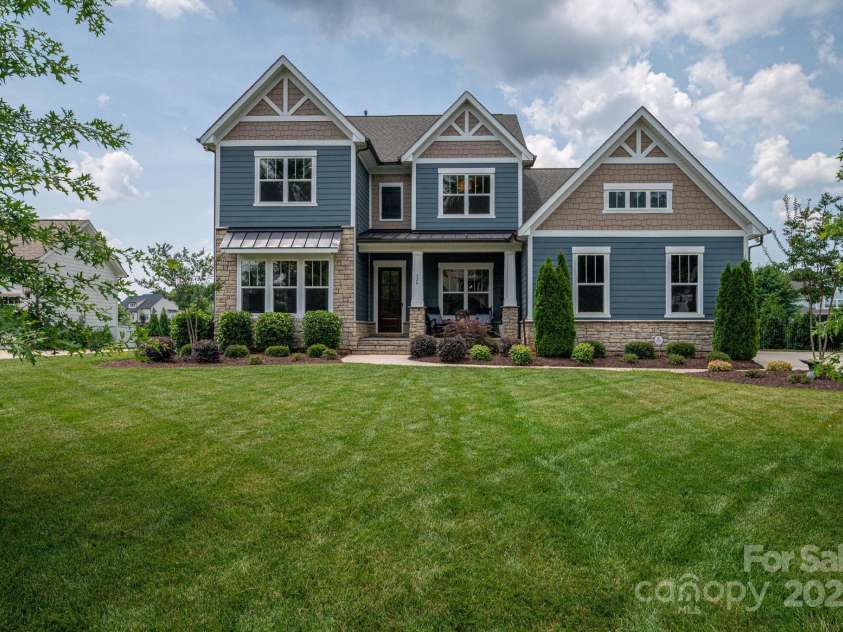 124 Cross Current Lane, Belmont, NC 28012.  MLS# CAR4260691, YatesRealty ID 27312. 