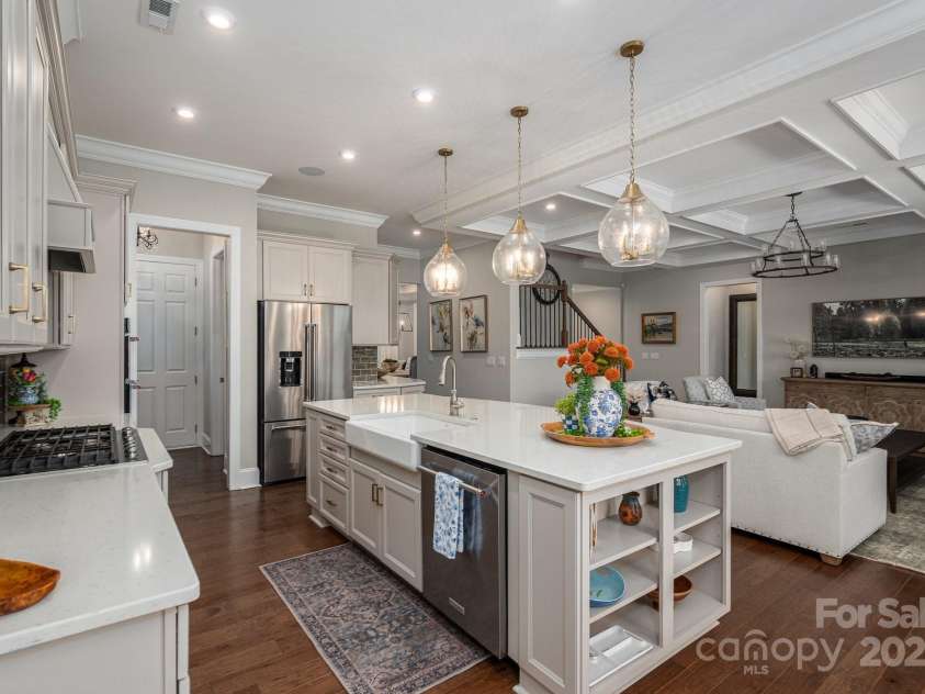 124 Cross Current Lane, Belmont, NC 28012.  MLS# CAR4260691, YatesRealty ID 27312. 