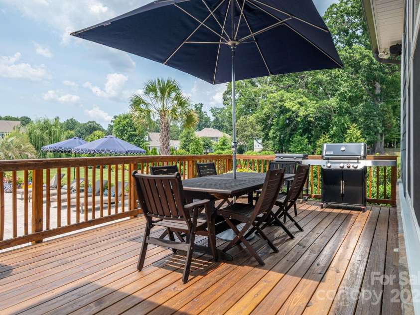 124 Cross Current Lane, Belmont, NC 28012.  MLS# CAR4260691, YatesRealty ID 27312. 