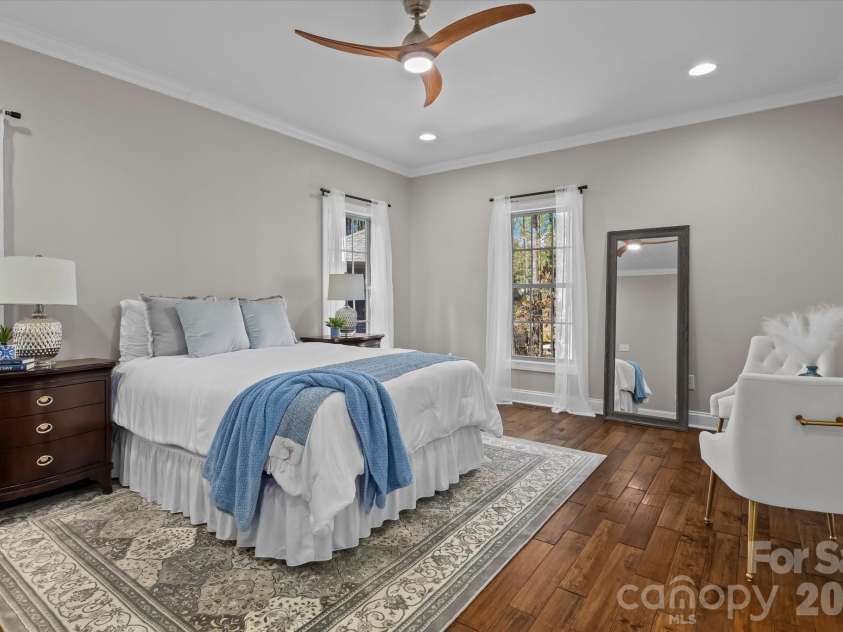 4950 River Hills Drive, Denver, NC 28037.  MLS# CAR4356776, YatesRealty ID 27312. Primary on Main