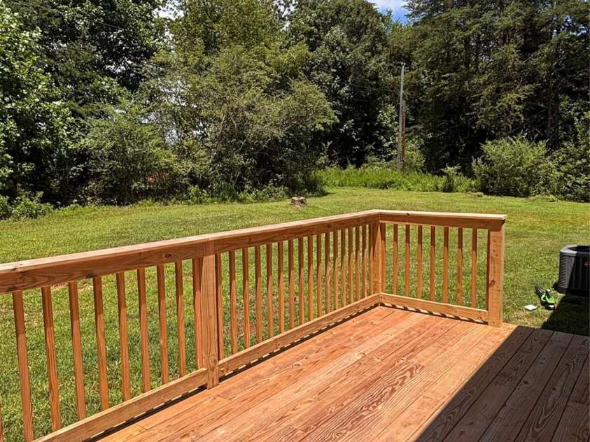 155 Riverside Farm Lane, Hiddenite, NC 28636.  MLS# CAR4273022, YatesRealty ID 27313. 