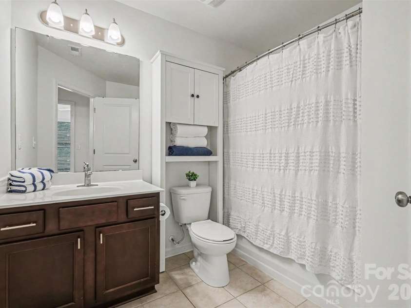 104 Boxtail Way, Mooresville, NC 28115.  MLS# CAR4374934, YatesRealty ID 27314. 