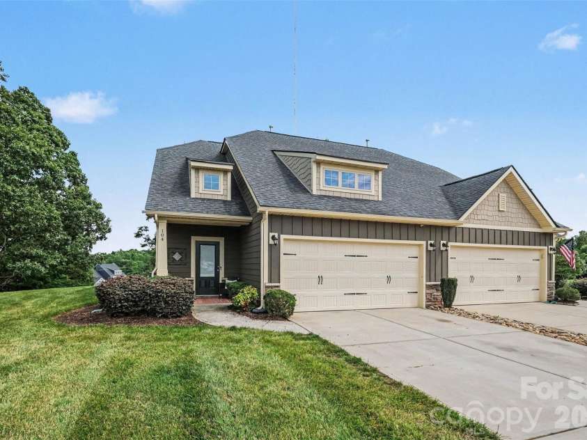 104 Boxtail Way, Mooresville, NC 28115.  MLS# CAR4374934, YatesRealty ID 27314. 