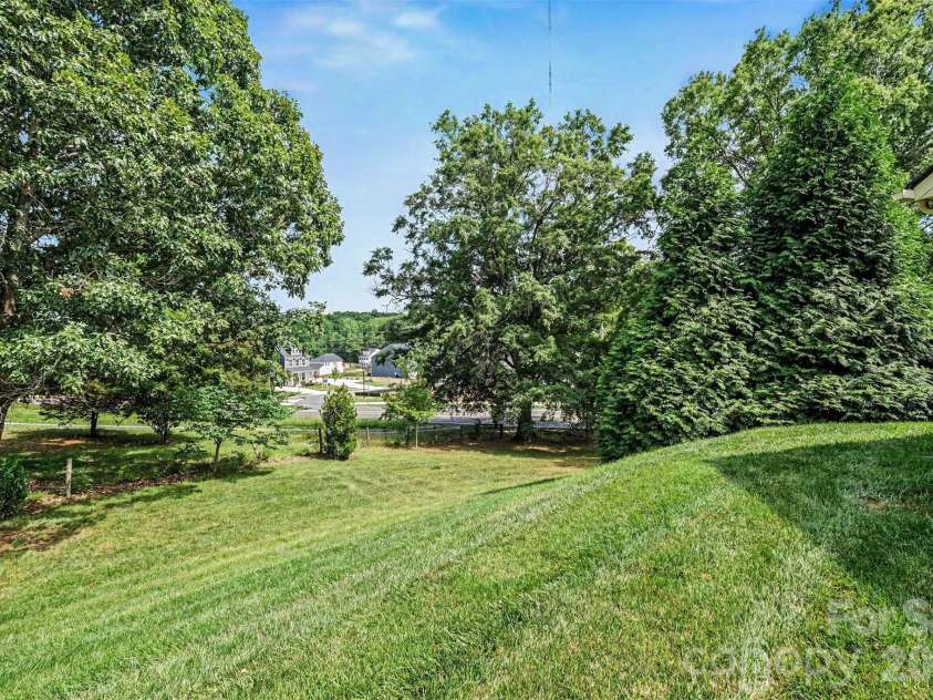 104 Boxtail Way, Mooresville, NC 28115.  MLS# CAR4374934, YatesRealty ID 27314. 