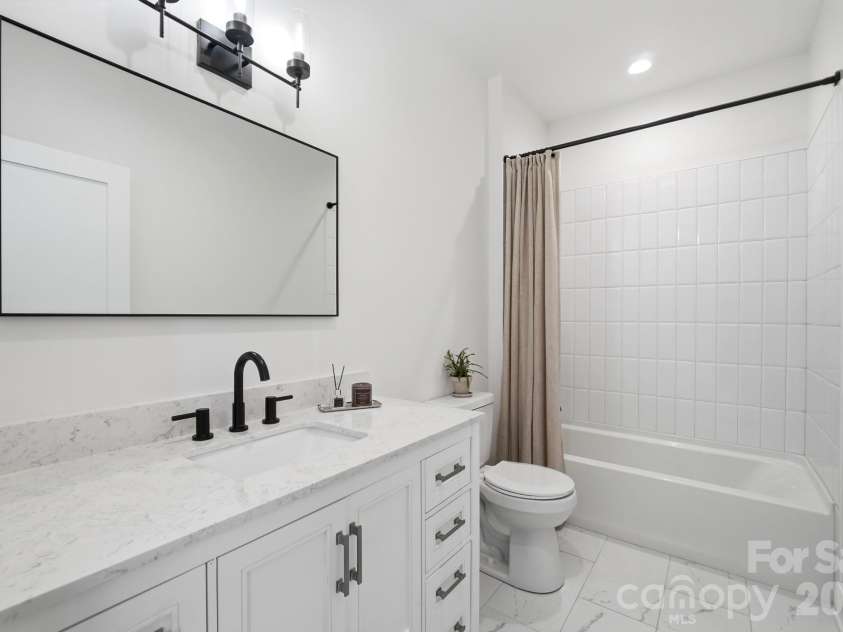145 Crooked Branch Way, Troutman, NC 28166.  MLS# CAR4385546, YatesRealty ID 27315. Guest Bath 2