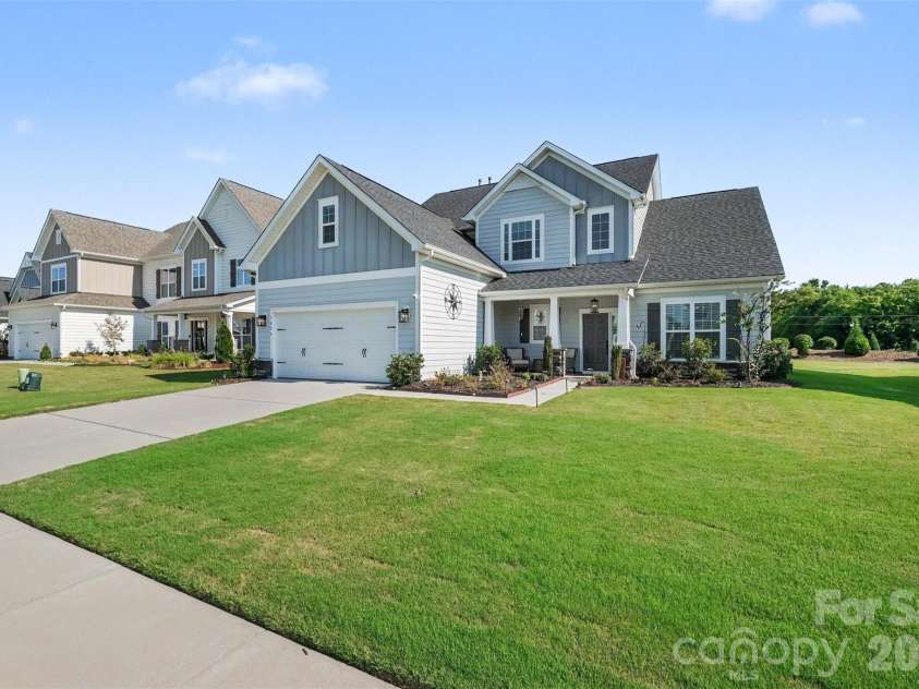 3826 Dahlia Drive, Harrisburg, NC 28075.  MLS# CAR4402406, YatesRealty ID 27316. Front