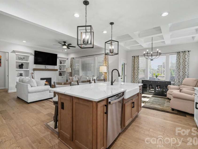 3826 Dahlia Drive, Harrisburg, NC 28075.  MLS# CAR4402406, YatesRealty ID 27316. Kitchen