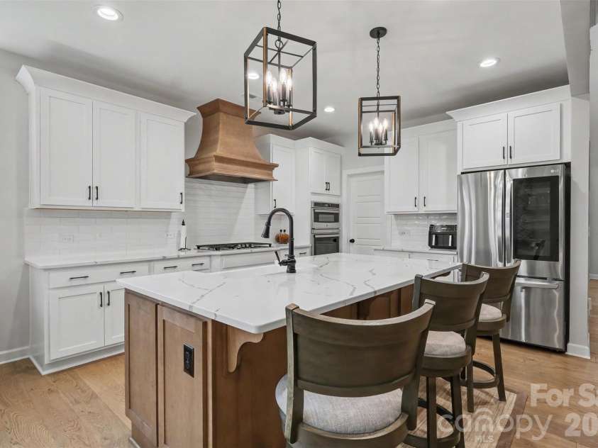 3826 Dahlia Drive, Harrisburg, NC 28075.  MLS# CAR4402406, YatesRealty ID 27316. Kitchen