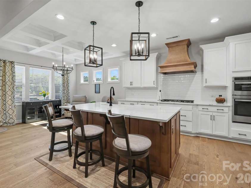 3826 Dahlia Drive, Harrisburg, NC 28075.  MLS# CAR4402406, YatesRealty ID 27316. Kitchen