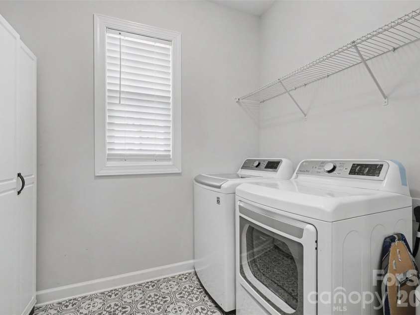 3826 Dahlia Drive, Harrisburg, NC 28075.  MLS# CAR4402406, YatesRealty ID 27316. Laundry Room