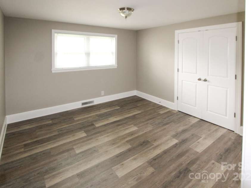 1421 Thompson Avenue, Charlotte, NC 28216.  MLS# CAR4259124, YatesRealty ID 27317. Bedroom 2