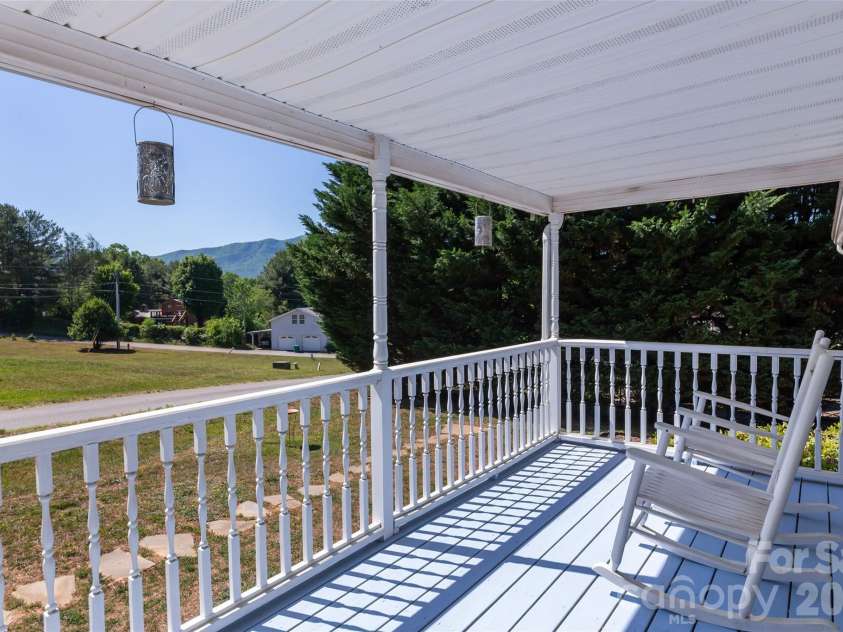 24 Asa Court, Black Mountain, NC 28711.  MLS# CAR4384160, YatesRealty ID 27319. 