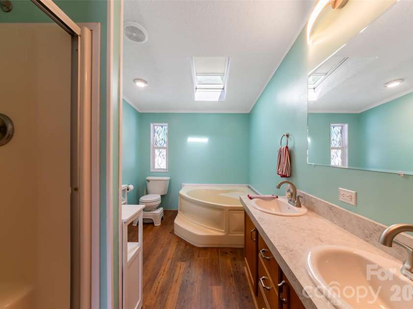24 Asa Court, Black Mountain, NC 28711.  MLS# CAR4384160, YatesRealty ID 27319. 