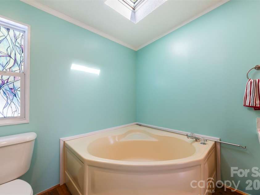 24 Asa Court, Black Mountain, NC 28711.  MLS# CAR4384160, YatesRealty ID 27319. 