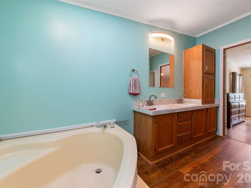 24 Asa Court, Black Mountain, NC 28711.  MLS# CAR4384160, YatesRealty ID 27319. 