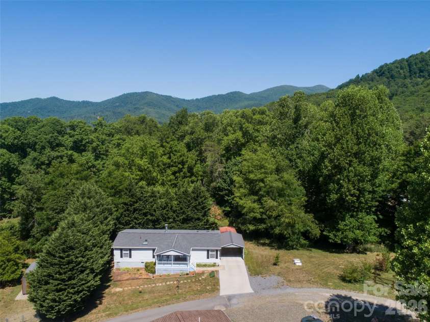 24 Asa Court, Black Mountain, NC 28711.  MLS# CAR4384160, YatesRealty ID 27319. 