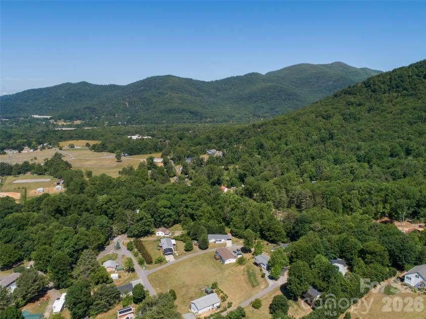 24 Asa Court, Black Mountain, NC 28711.  MLS# CAR4384160, YatesRealty ID 27319. 